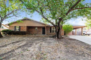 1000 N CHICO AVE DECATUR, TX 76234